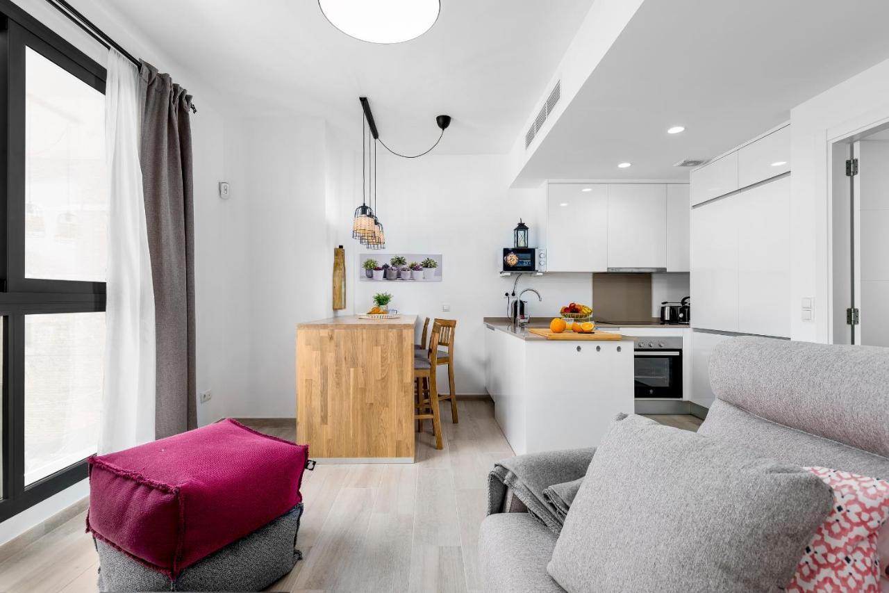 Apartamento Deluxe Con Piscina, Terraza & Parking Malaga Exterior photo